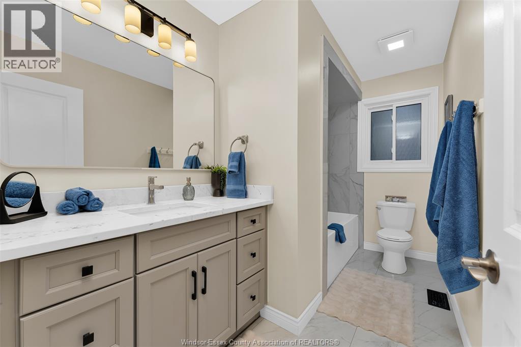 4069 ROSELAND DRIVE West - Image 22