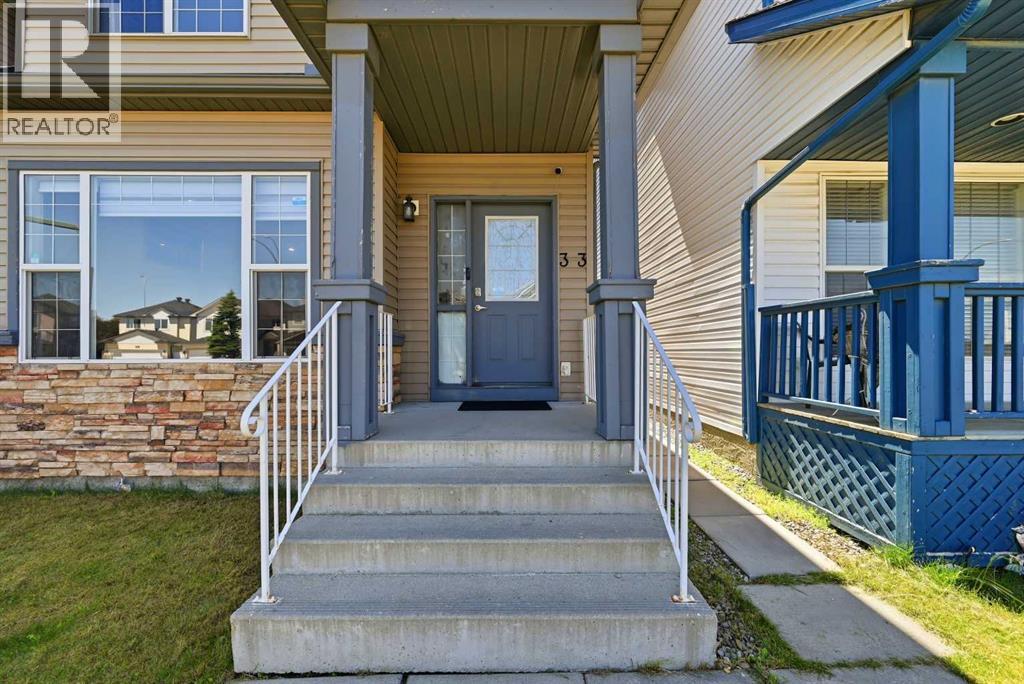 33 Saddlecrest Close NE, Saddle Ridge, Calgary photo 2