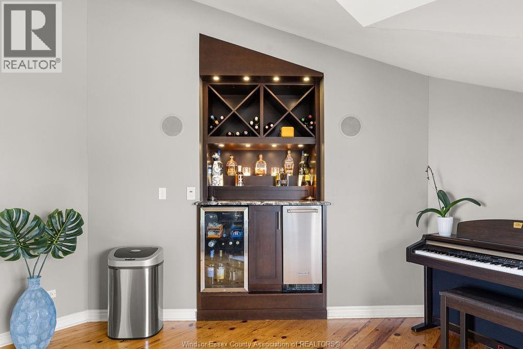 1099 WALLS ROAD - 22