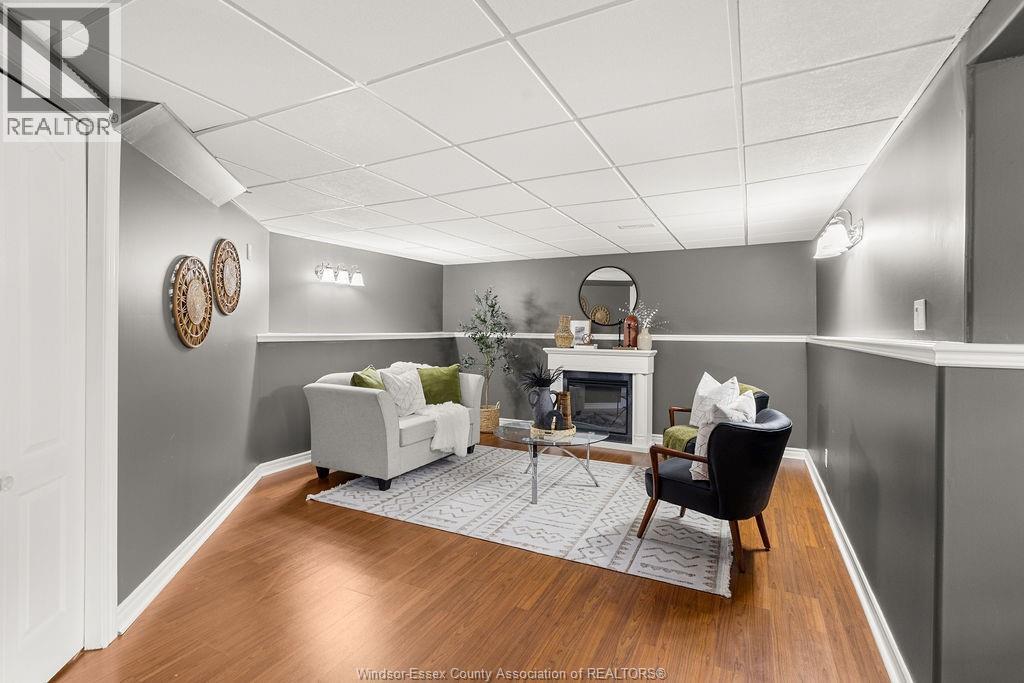 1099 WALLS ROAD - 25