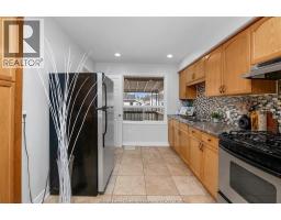 Kitchen - 1217 Harrison, Windsor, ON N9C3J4 Photo 8