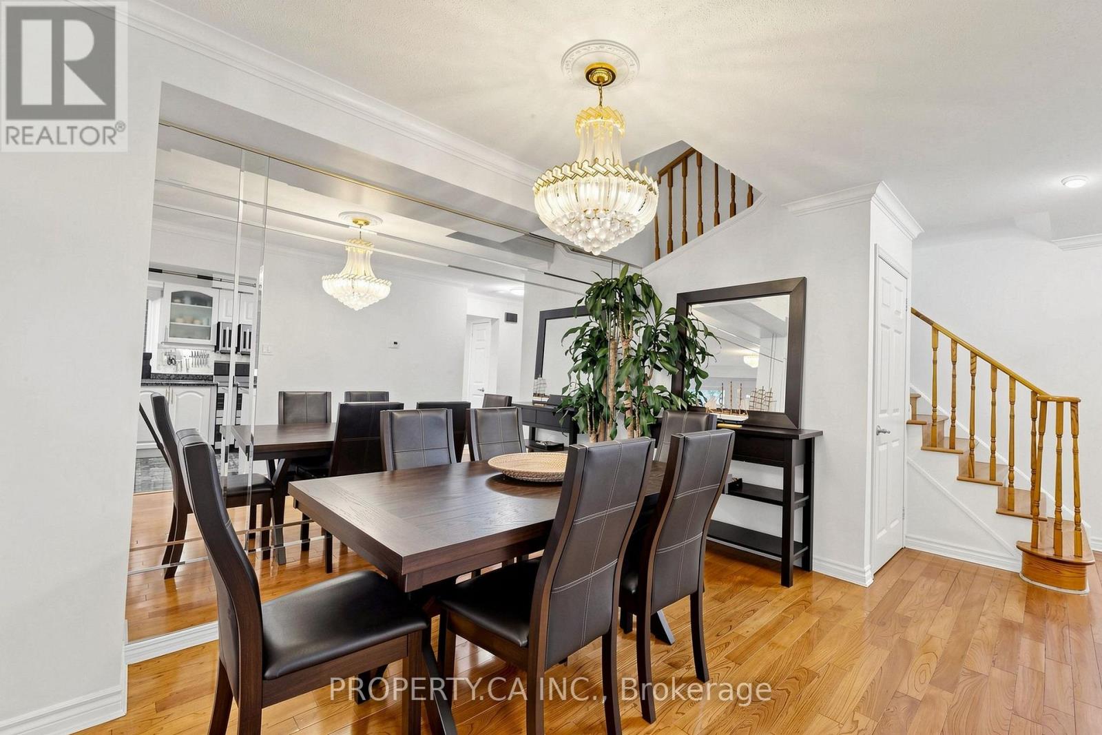 80 PETER ANDREW CRESCENT - 10