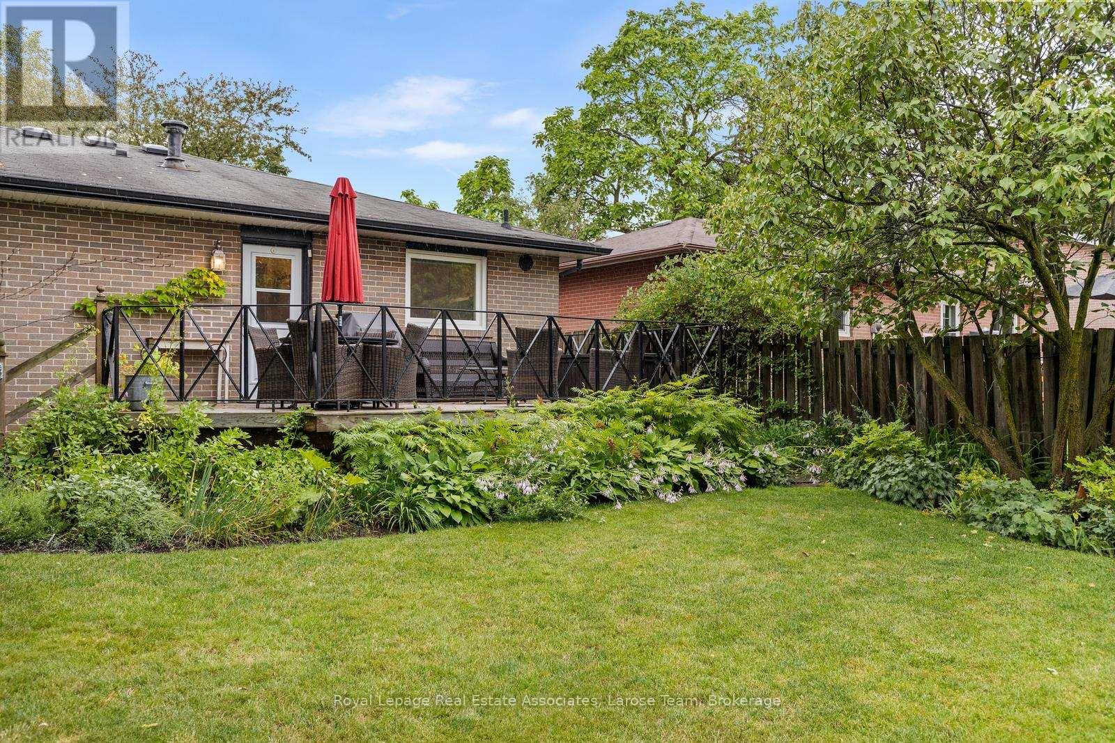 1515 THETFORD COURT - 35