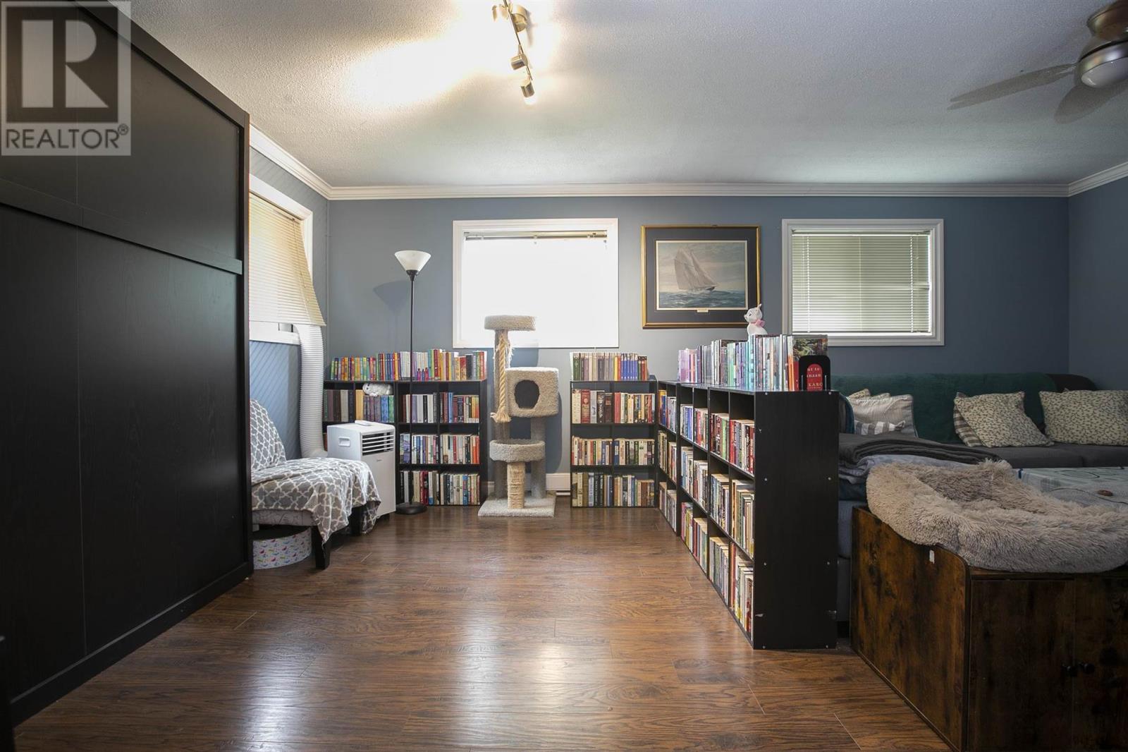 50 Parker AVE - 29