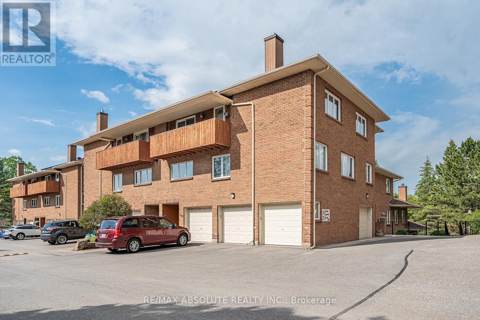 206 STRATAS COURT - 1
