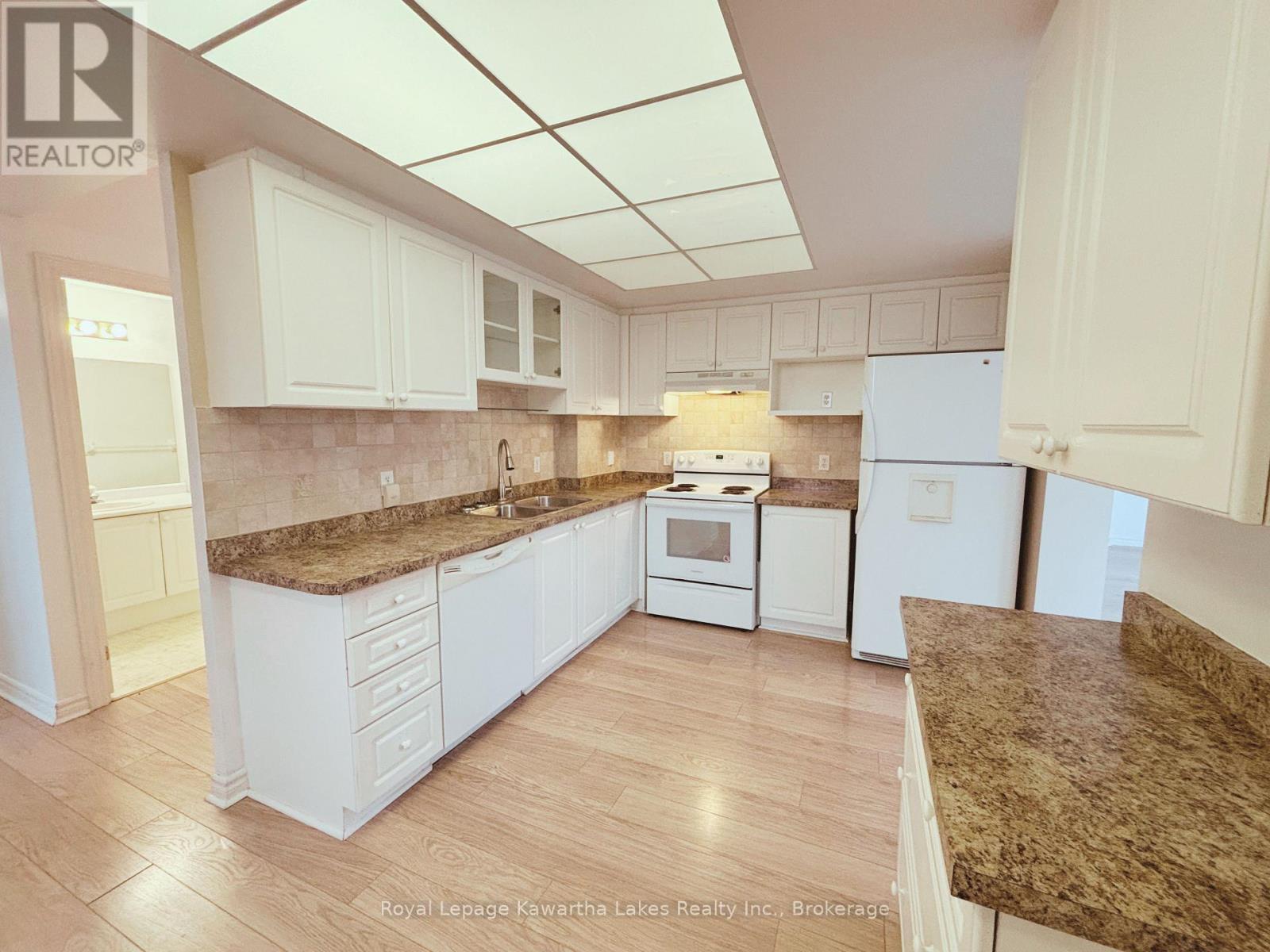 #404 51 RIVERMILL BOULEVARD - 12