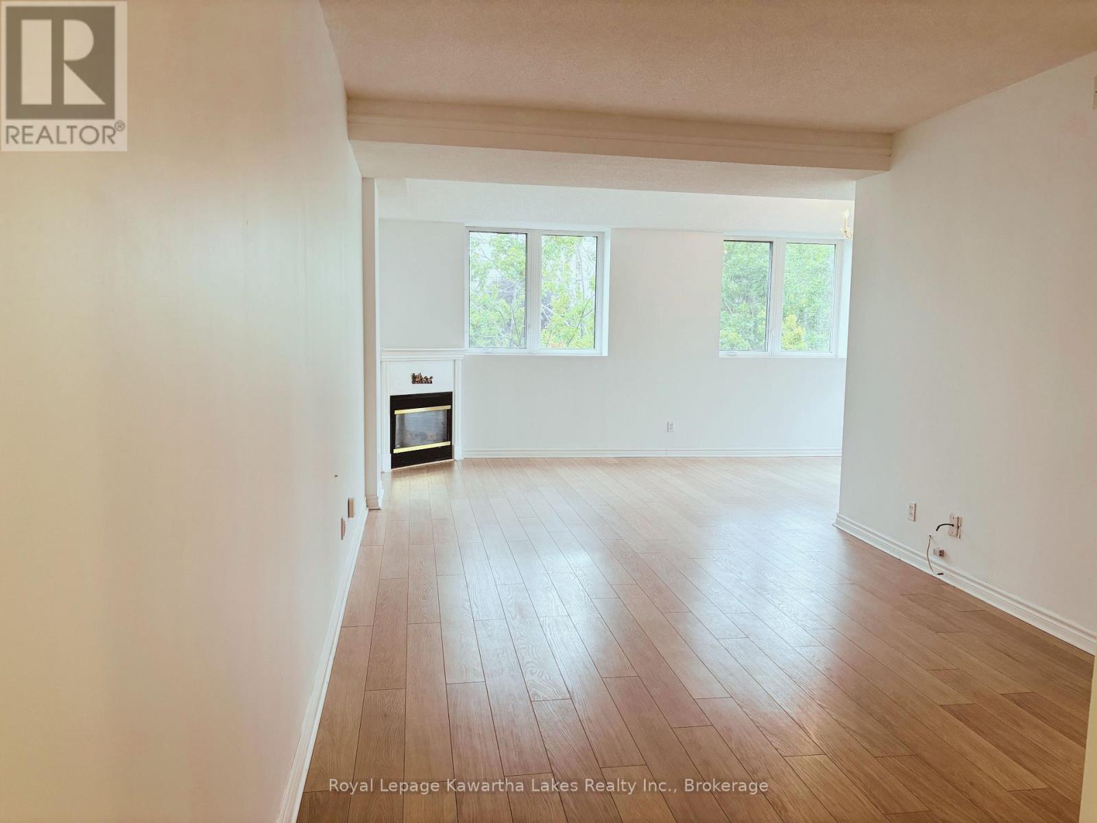 #404 51 RIVERMILL BOULEVARD - Image 8