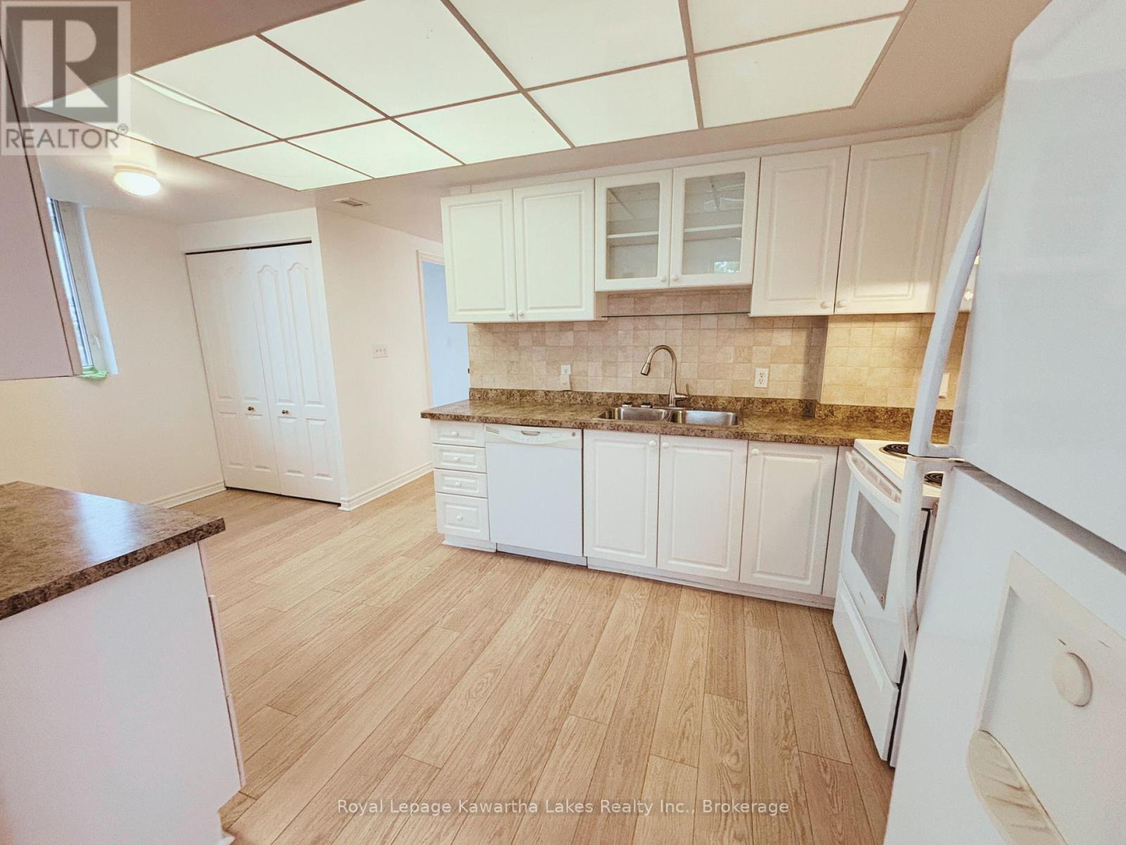 #404 51 RIVERMILL BOULEVARD - 9