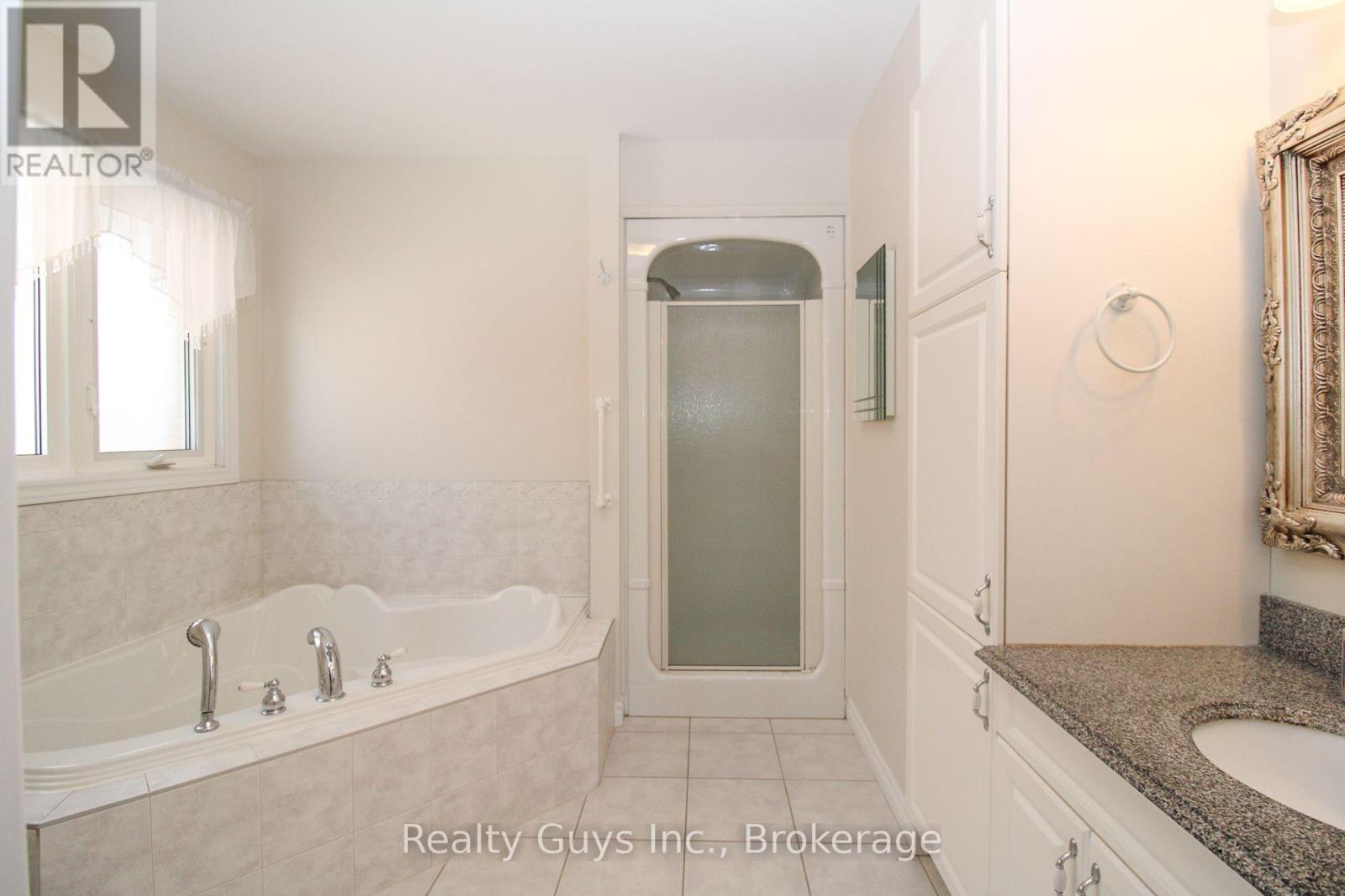 1682 KEPPLER CRESCENT - 29