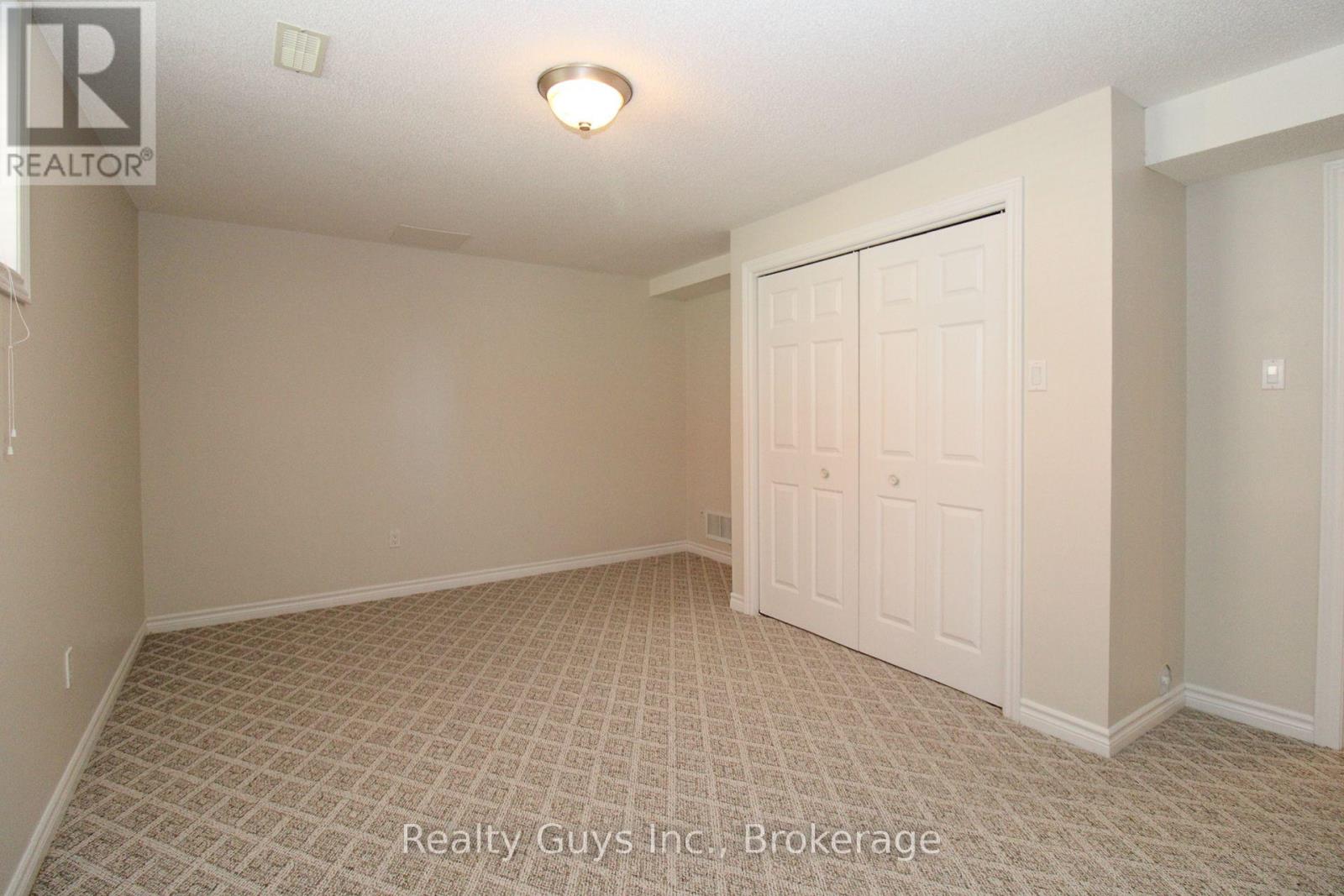 1682 KEPPLER CRESCENT - 42