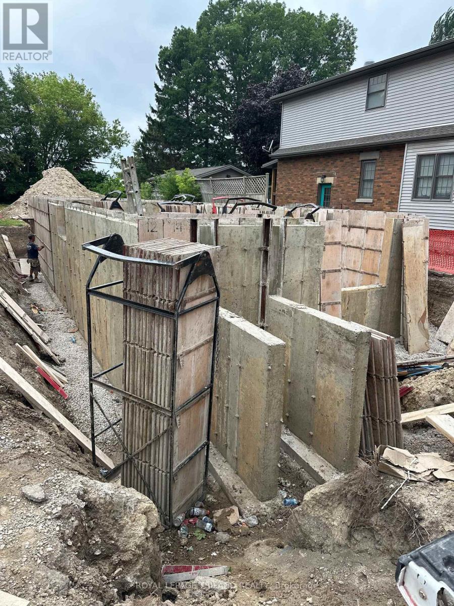 77 STERLING STREET - 5