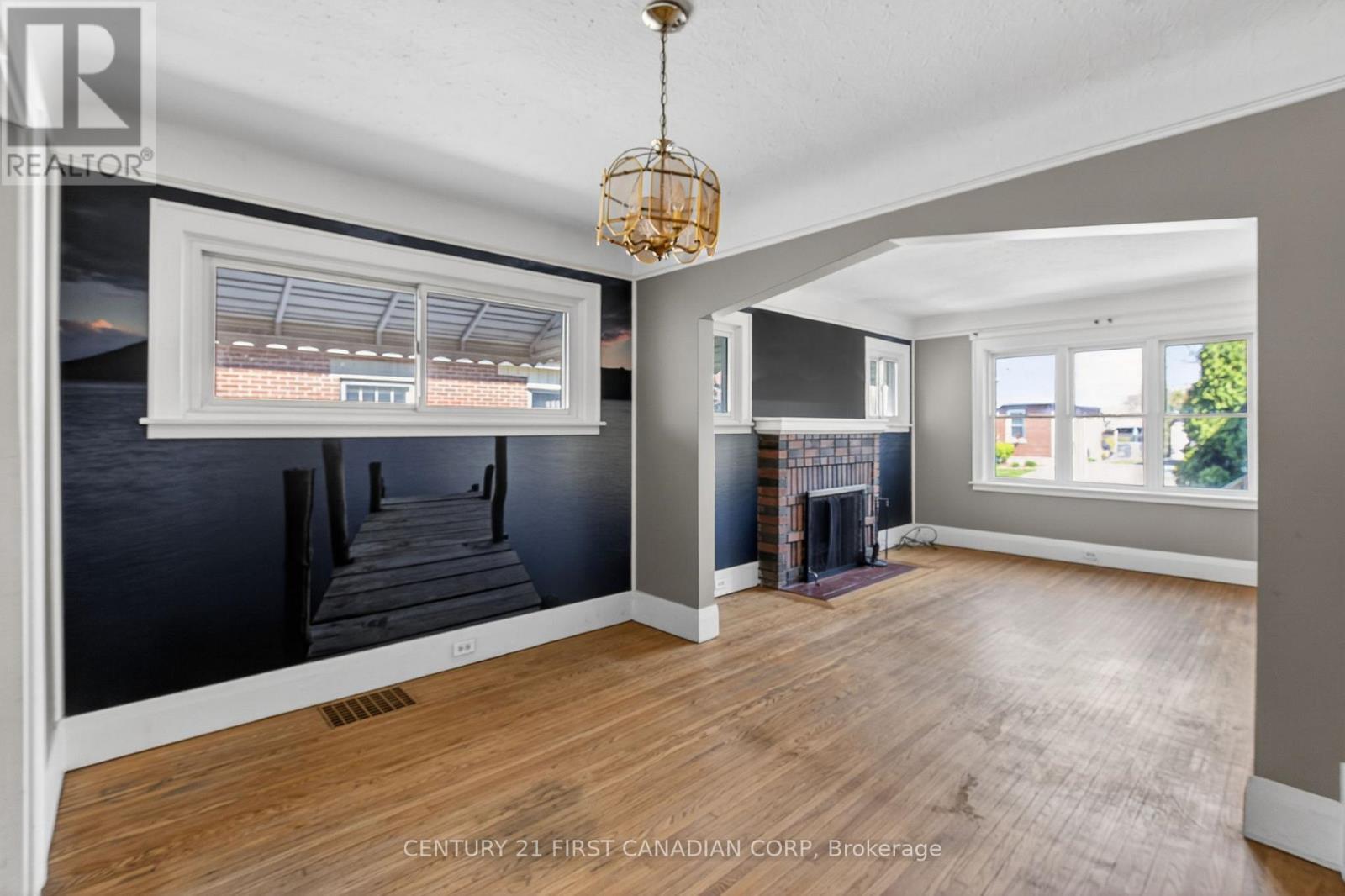 57 DOULTON STREET - 10