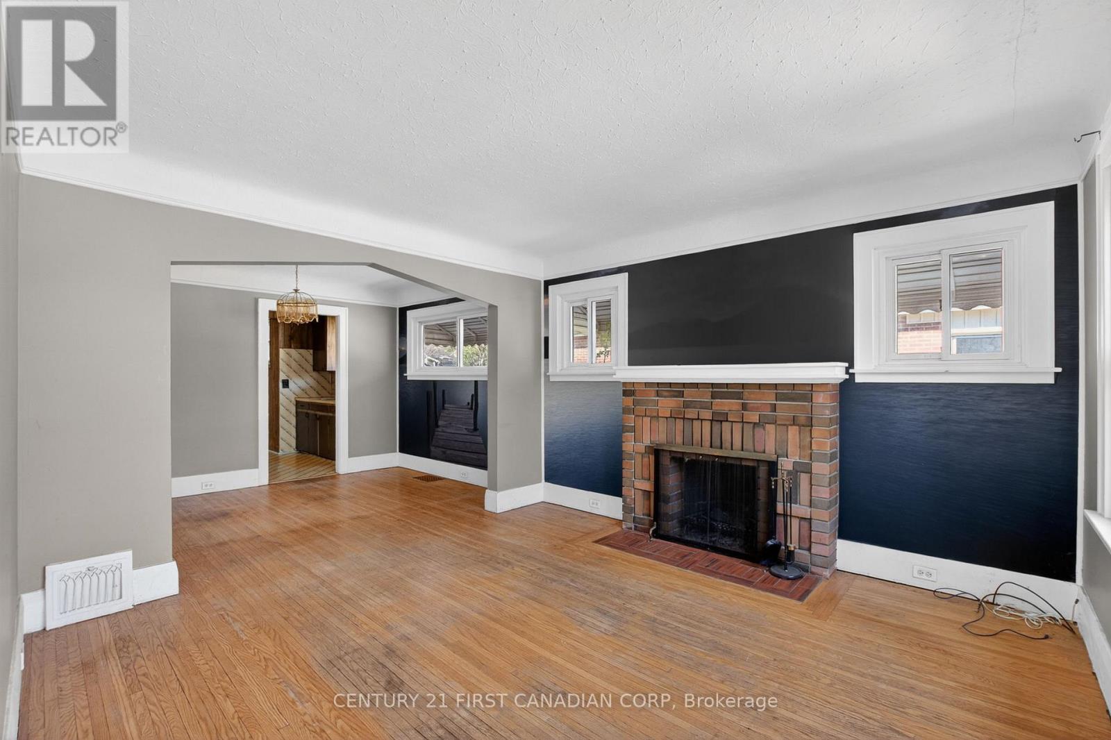 57 DOULTON STREET - 6