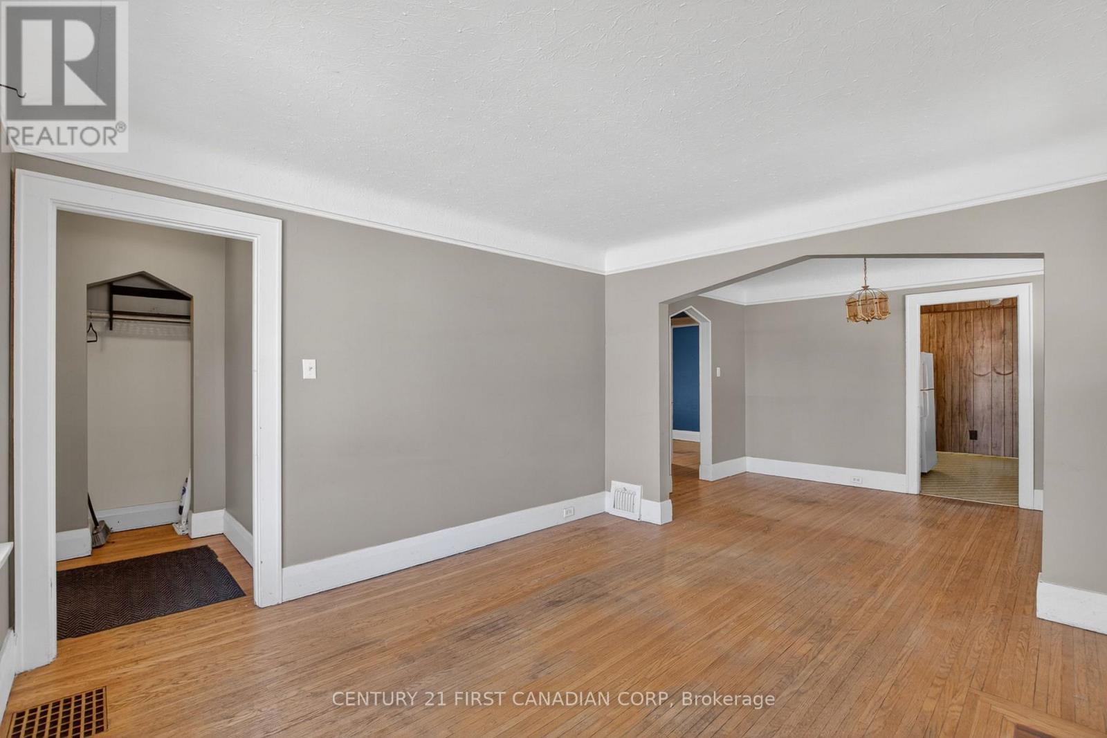 57 DOULTON STREET - Image 8