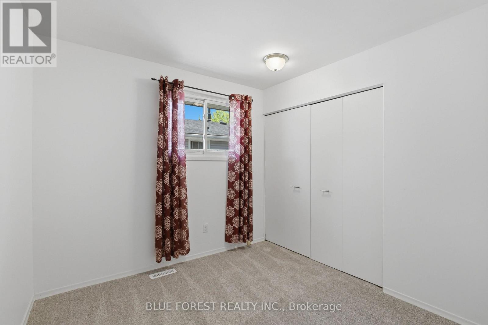 93 NICHOLAS CRESCENT - 15