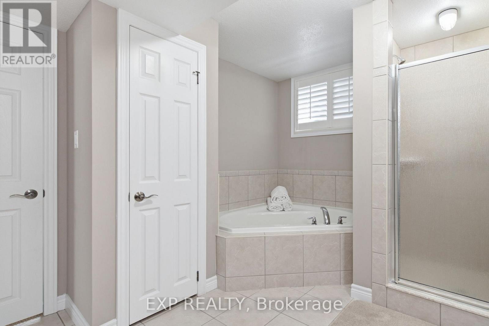 681 SILVERFOX PLACE - 32