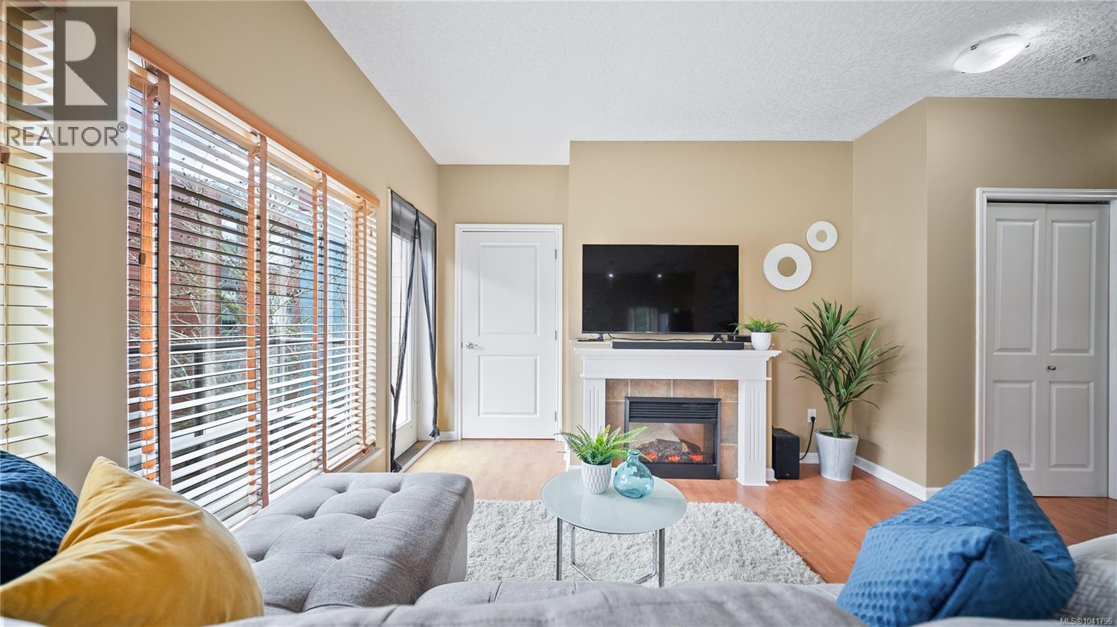 #307 2747 Jacklin Rd - 6