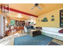 2205 Calabogie Road, Greater Madawaska, ON K0J1E0 Photo 12