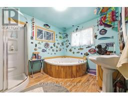 2205 Calabogie Road, Greater Madawaska, ON K0J1E0 Photo 19