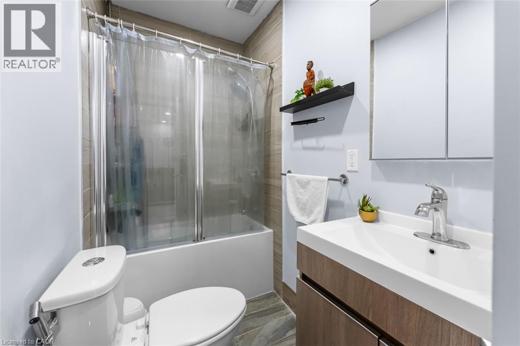 5939 SYMMES Avenue - 17