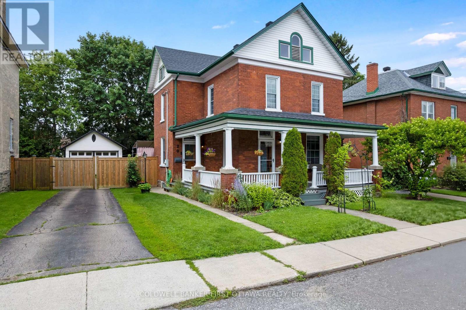 20 MCEWEN AVENUE - 1