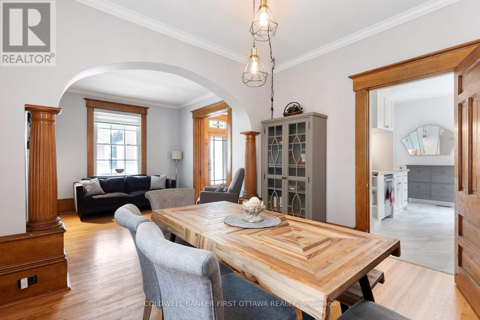 20 MCEWEN AVENUE - 11