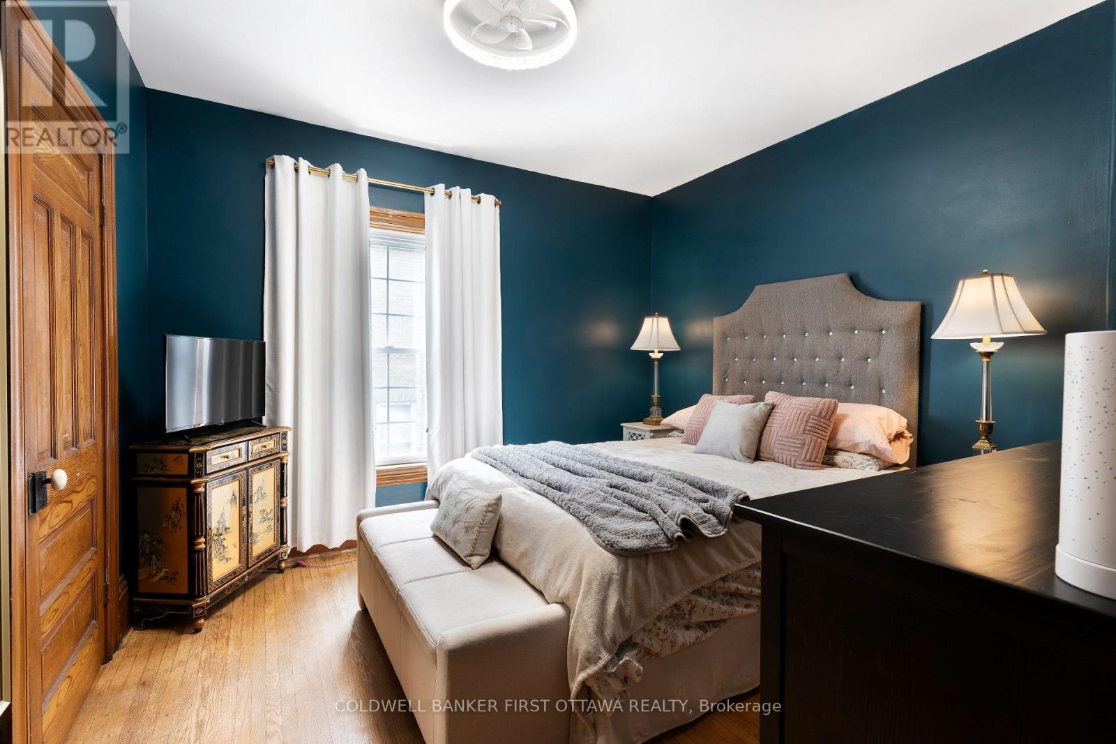 20 MCEWEN AVENUE - 21