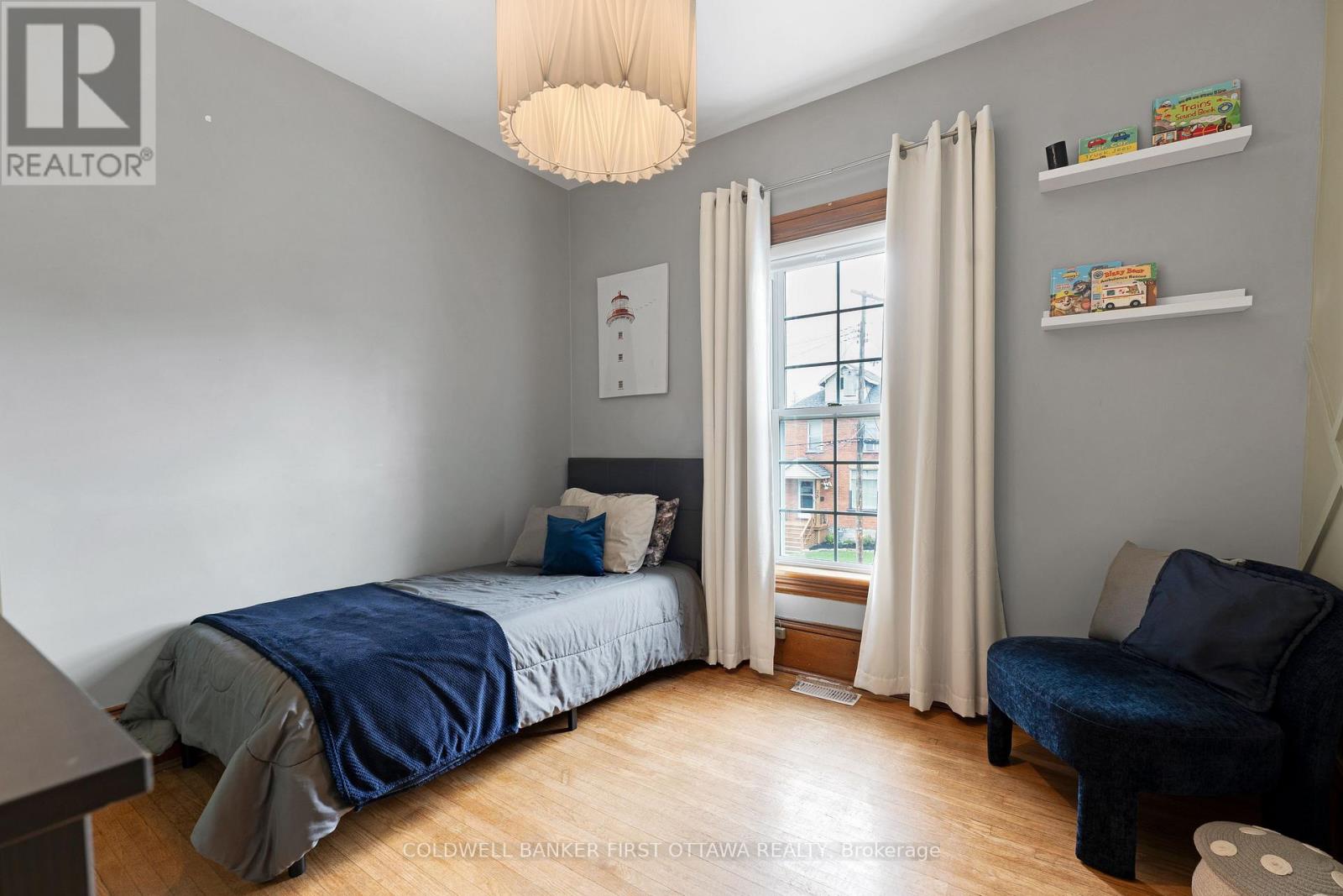 20 MCEWEN AVENUE - 23