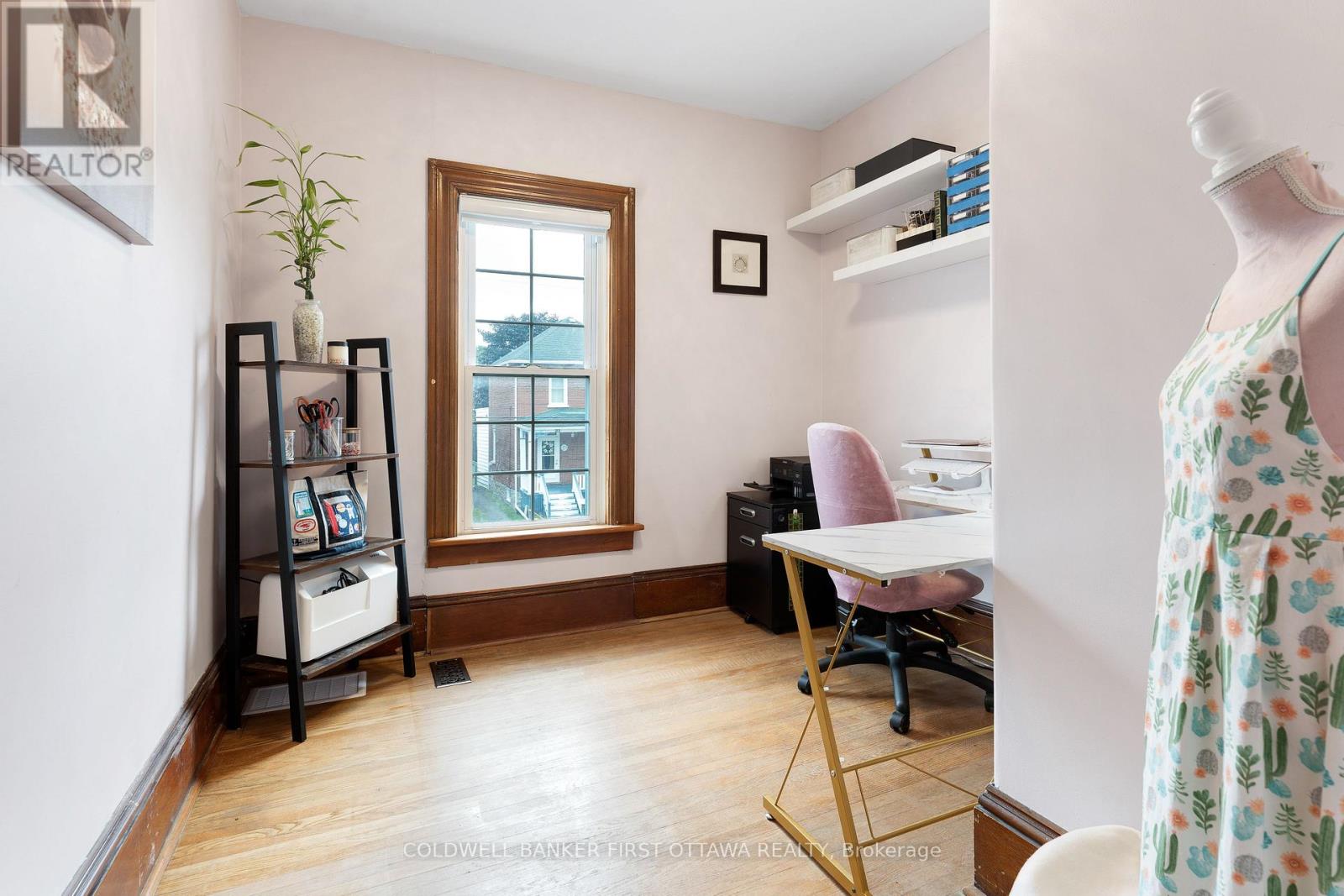 20 MCEWEN AVENUE - 25