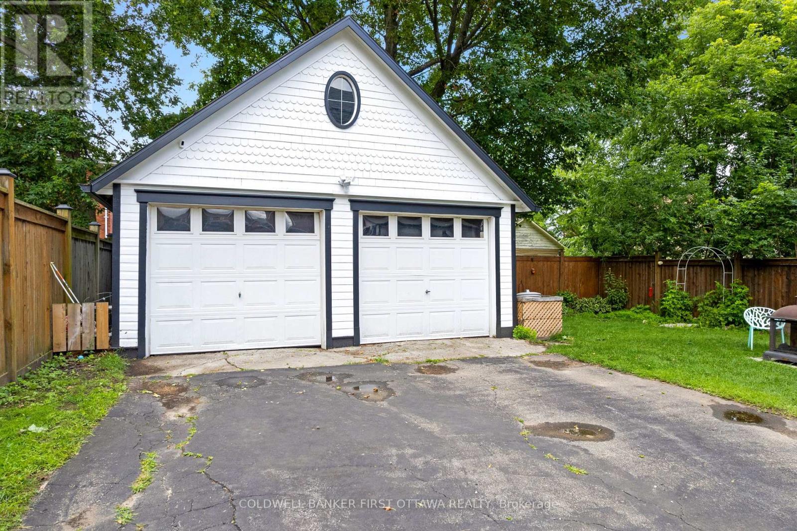 20 MCEWEN AVENUE - 3
