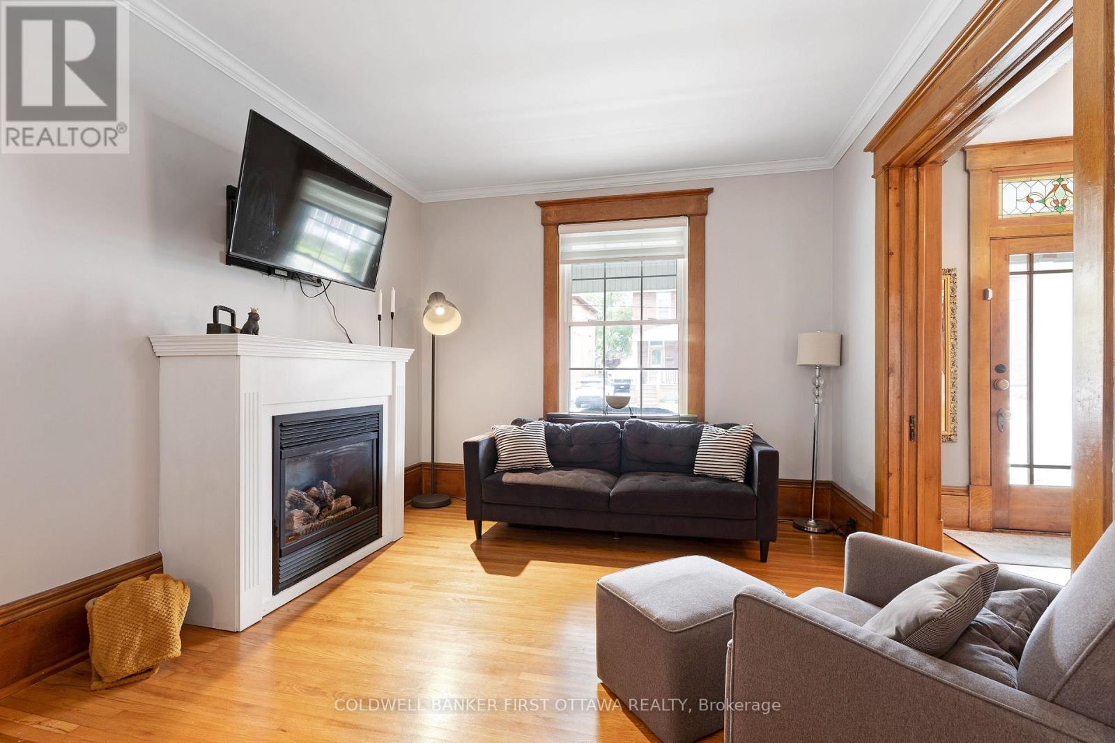 20 MCEWEN AVENUE - 7