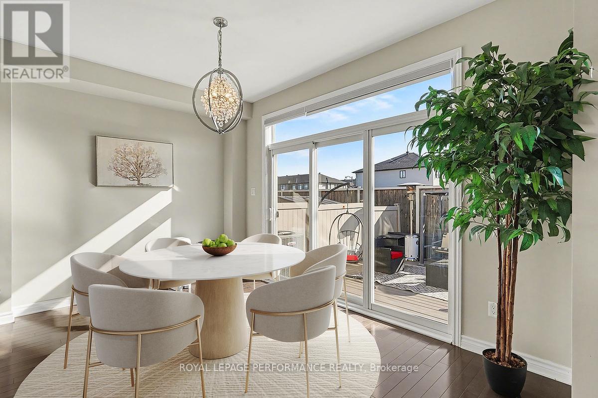 504 YELLOW BIRCH STREET - 11