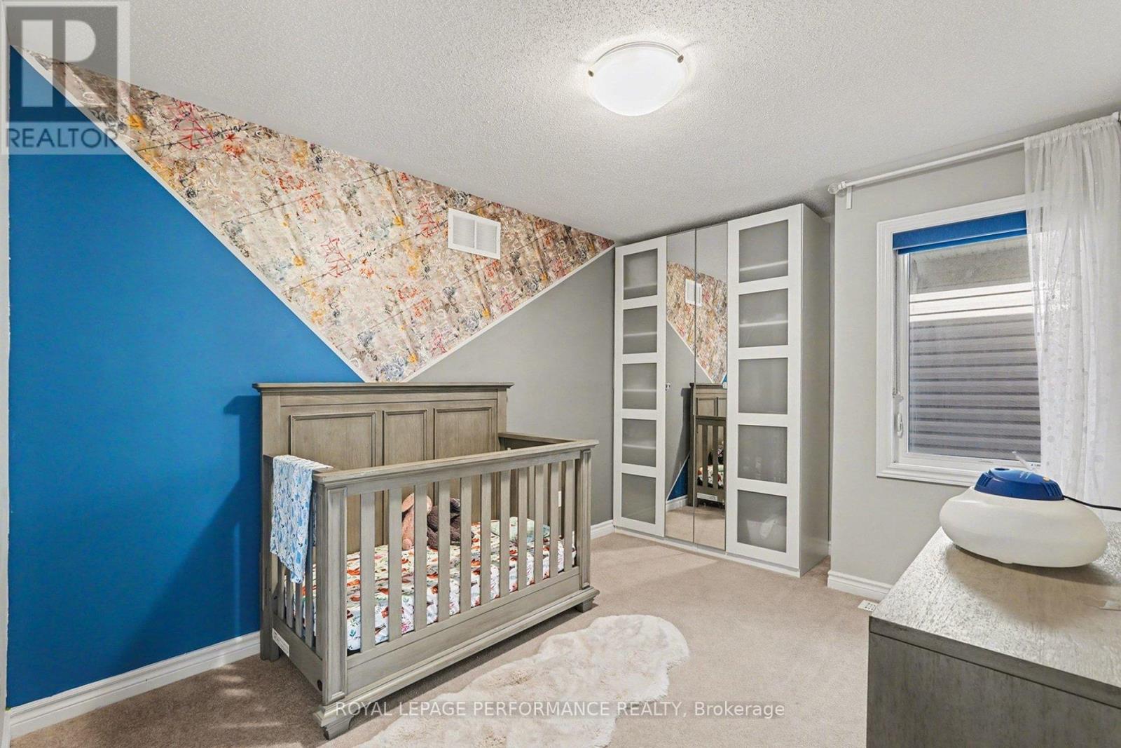 504 YELLOW BIRCH STREET - 25