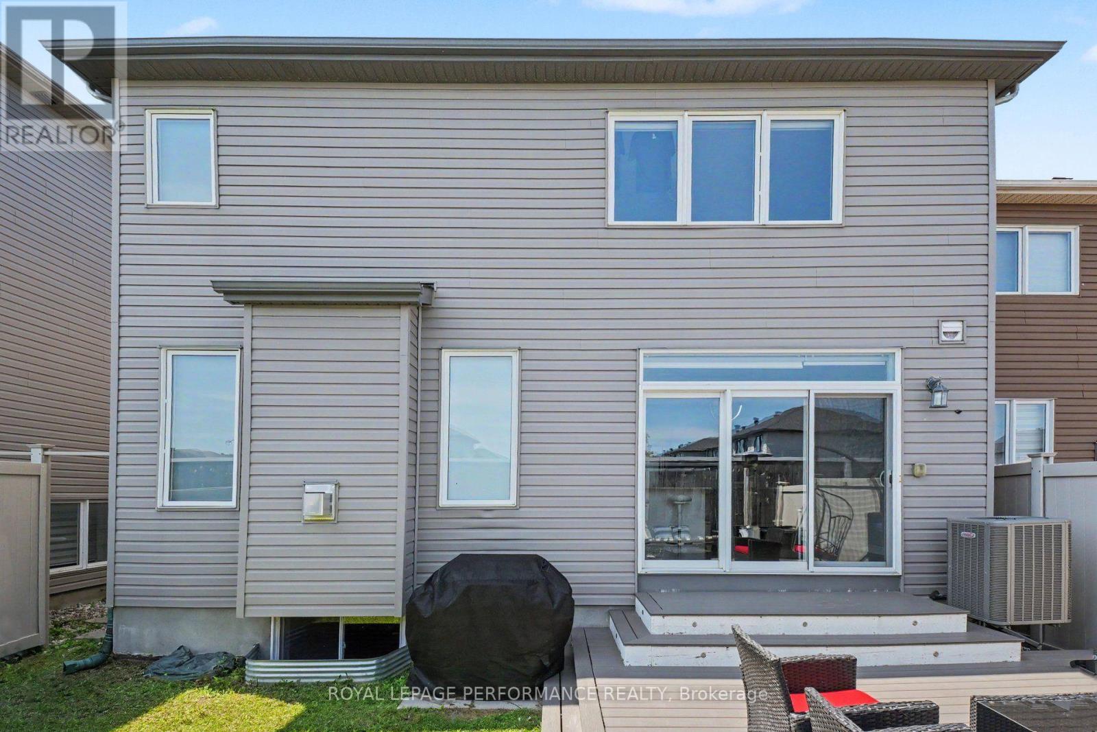 504 YELLOW BIRCH STREET - 36