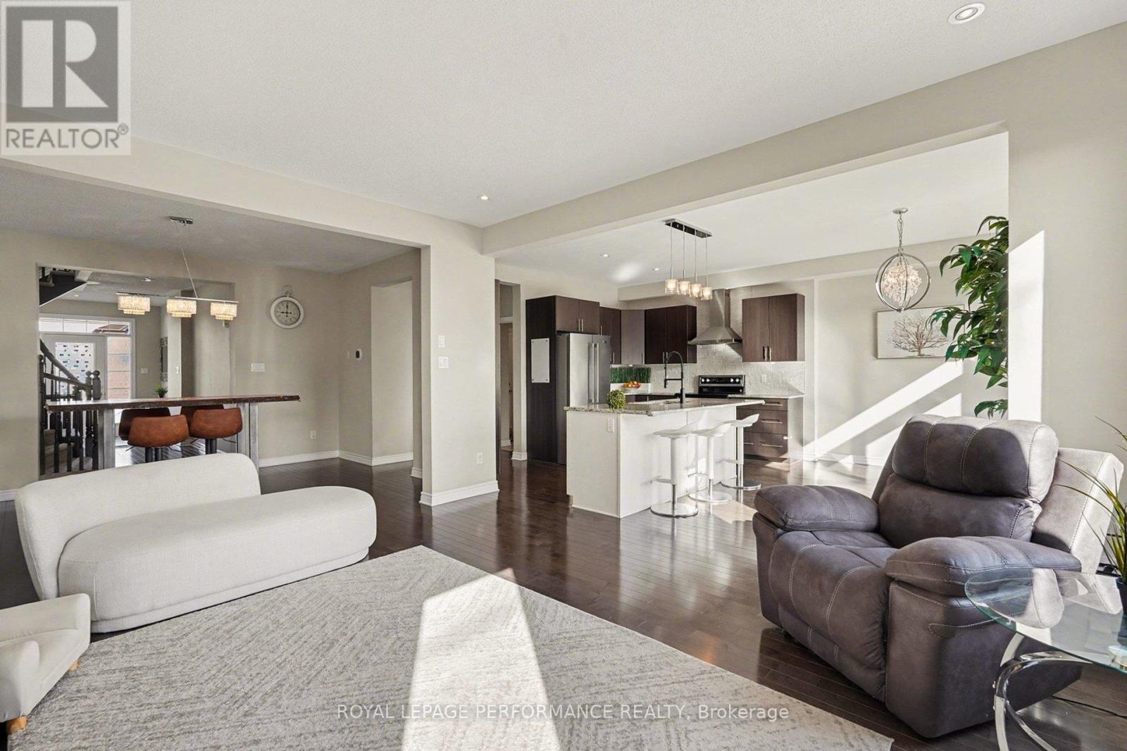 504 YELLOW BIRCH STREET - 6