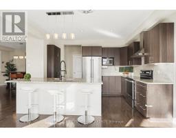 504 YELLOW BIRCH STREET — photo 4