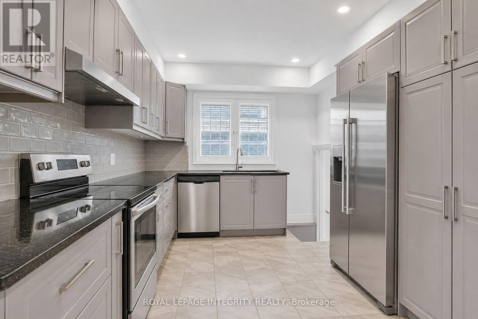 84 RIVERDALE AVENUE - 15