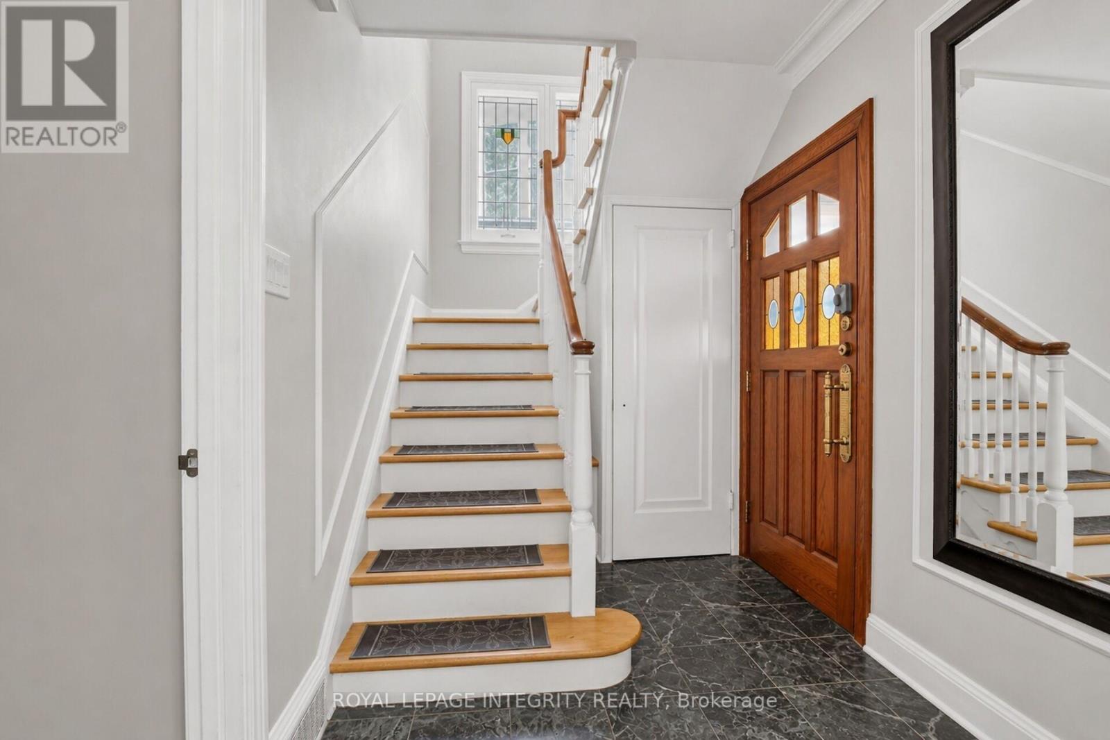 84 RIVERDALE AVENUE - 18