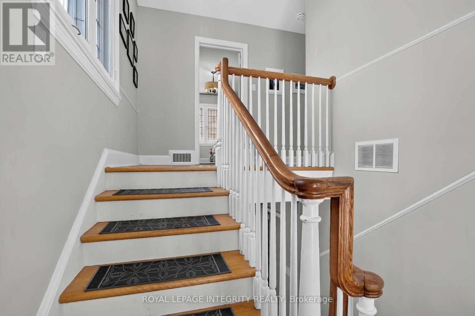 84 RIVERDALE AVENUE - 19
