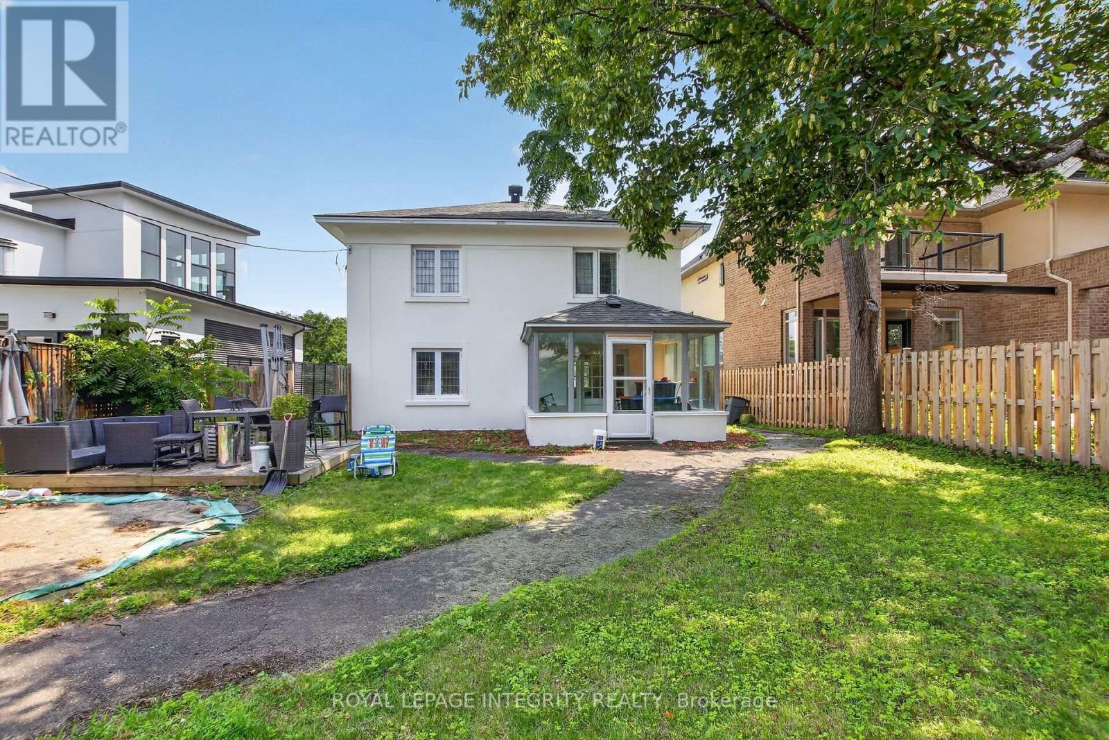 84 RIVERDALE AVENUE - 31
