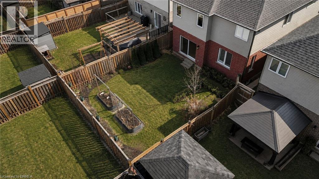 32 ARLINGTON Parkway - Image 27
