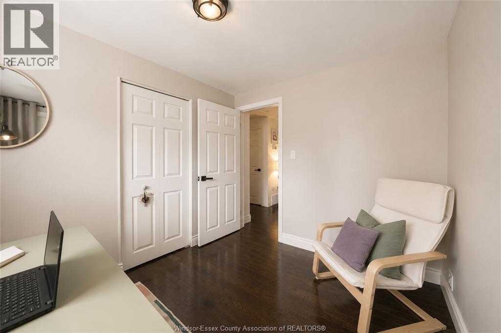 3939 LONGFELLOW - 22