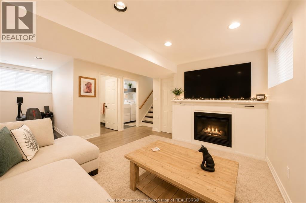3939 LONGFELLOW - 27