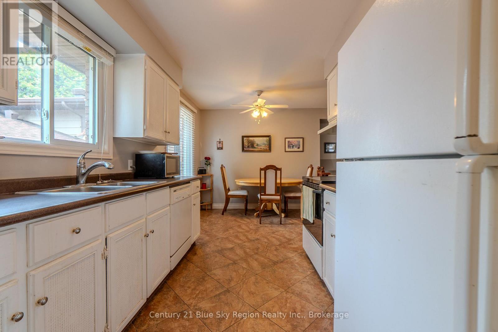 113 SABLE CRESCENT - 17