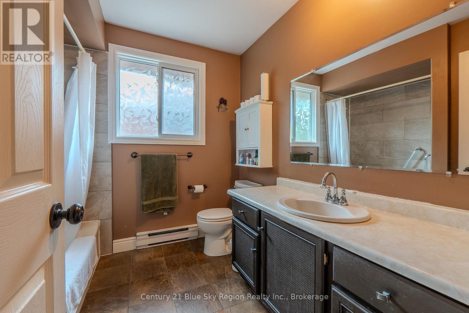 113 SABLE CRESCENT - 25