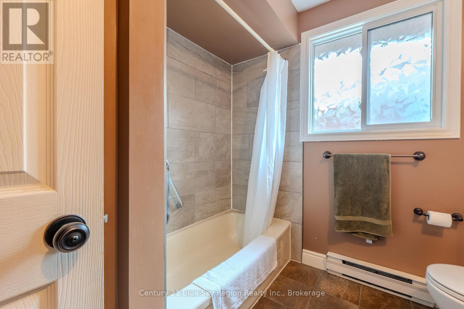 113 SABLE CRESCENT - 26