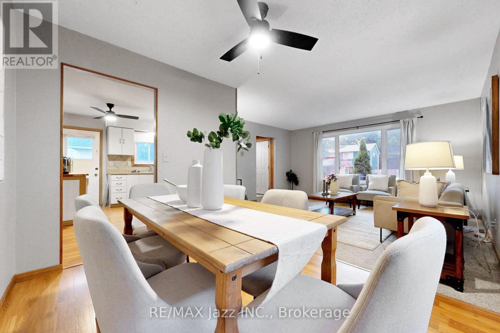 3 POCHON AVENUE - 15