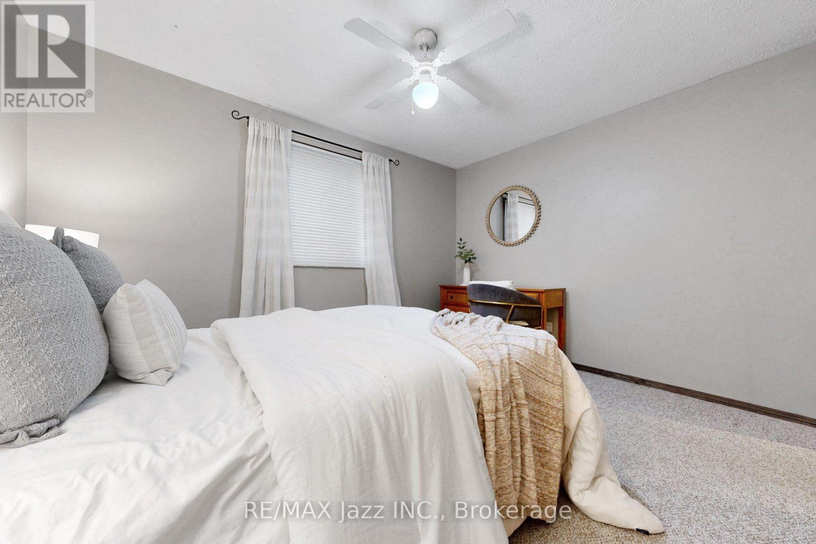 3 POCHON AVENUE - 27