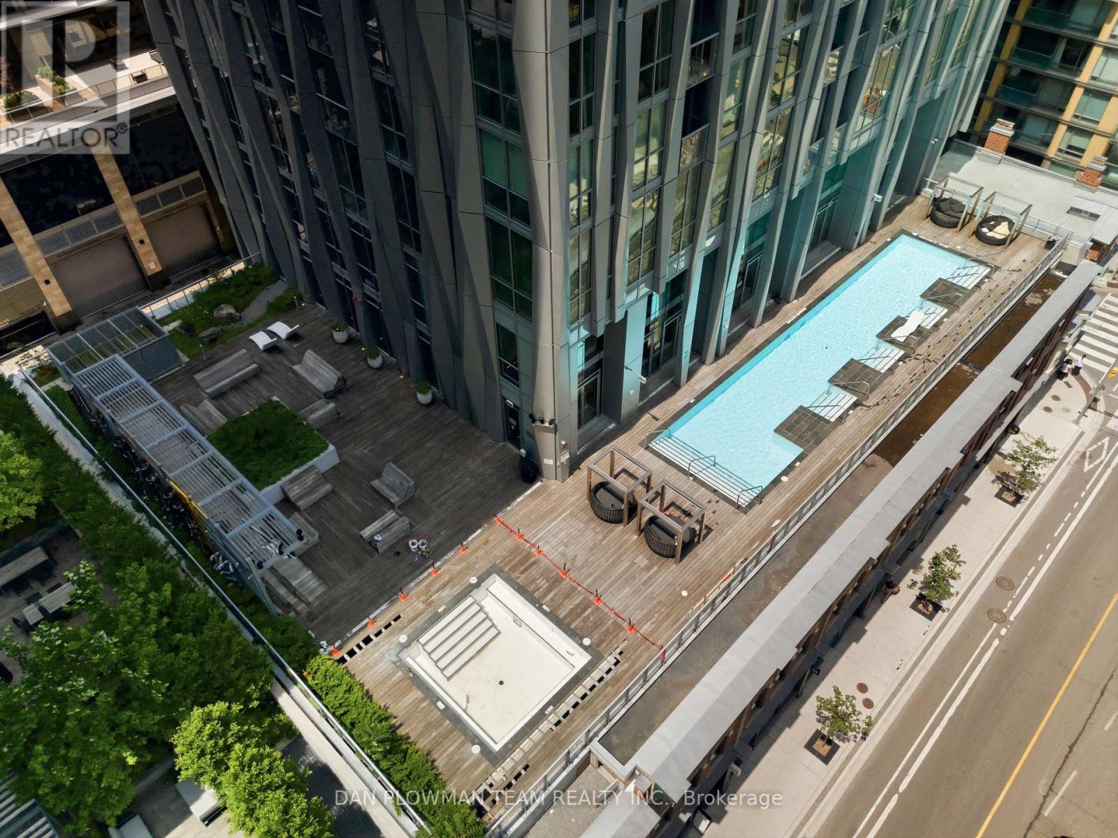 #901 1 YORKVILLE AVENUE - Image 26