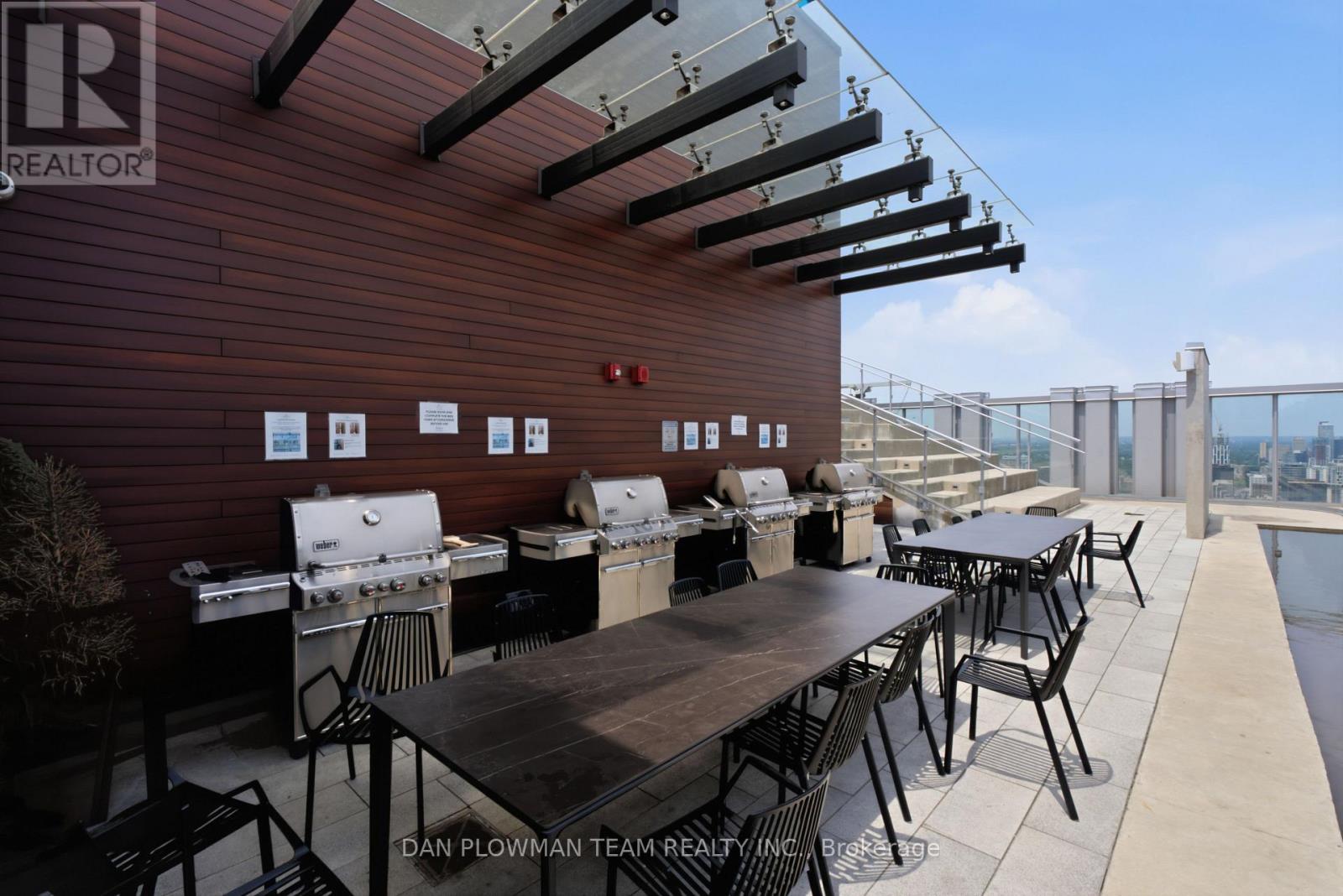 #901 1 YORKVILLE AVENUE - Image 40